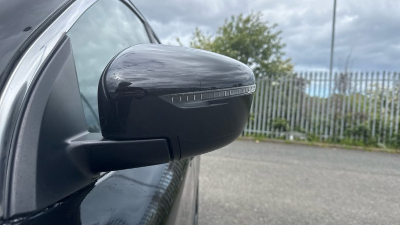 Nissan Qashqai 1.5 dCi 115 Acenta Premium 5dr Diesel Hatchback